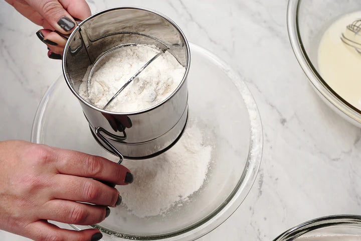 Endurance 3 Cup Crank Flour Sifter